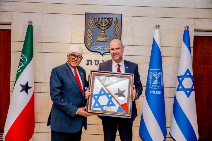 Saxeexa aan ku saxeexay Buugga Madaxda Caalamka ee booqda Knesset-ku