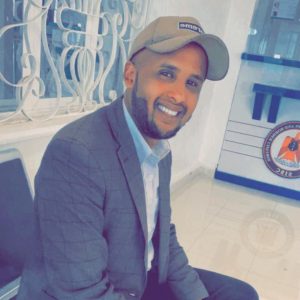 Xukuumadda Cirro oo Sarkaal ka Xidhay shaqaalaha Madaarka Hargeysa